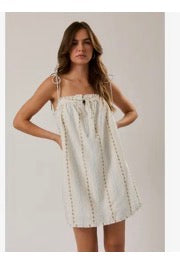 Larson Strolling Mini Dress 🤍