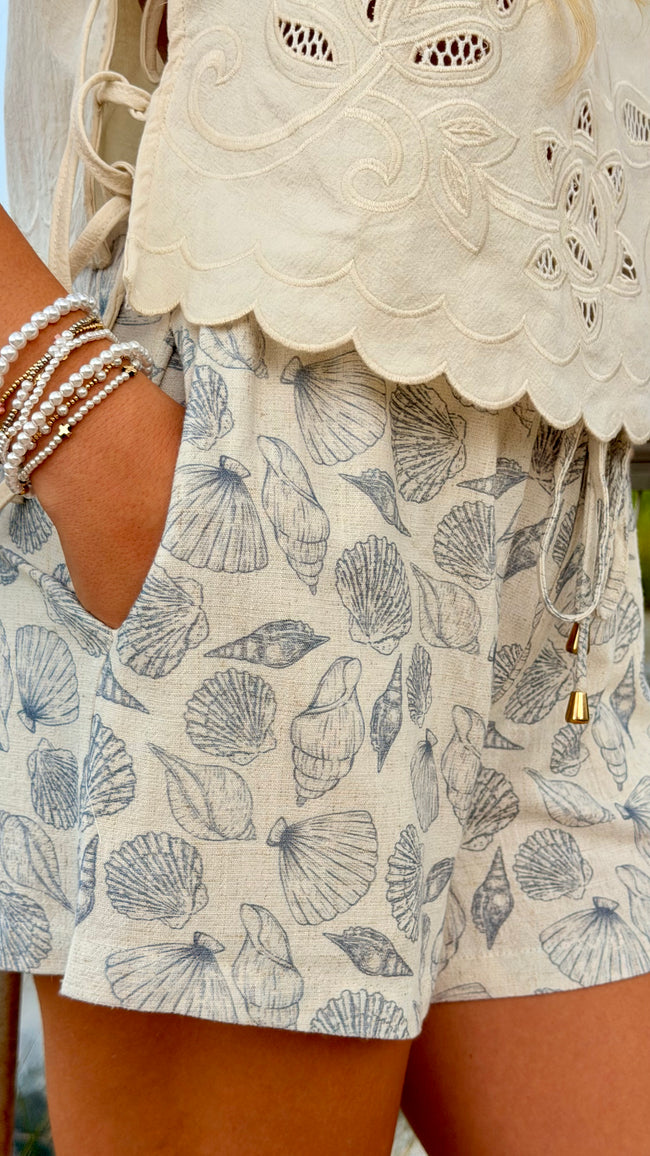 Sally Seashell Shorts 🐚