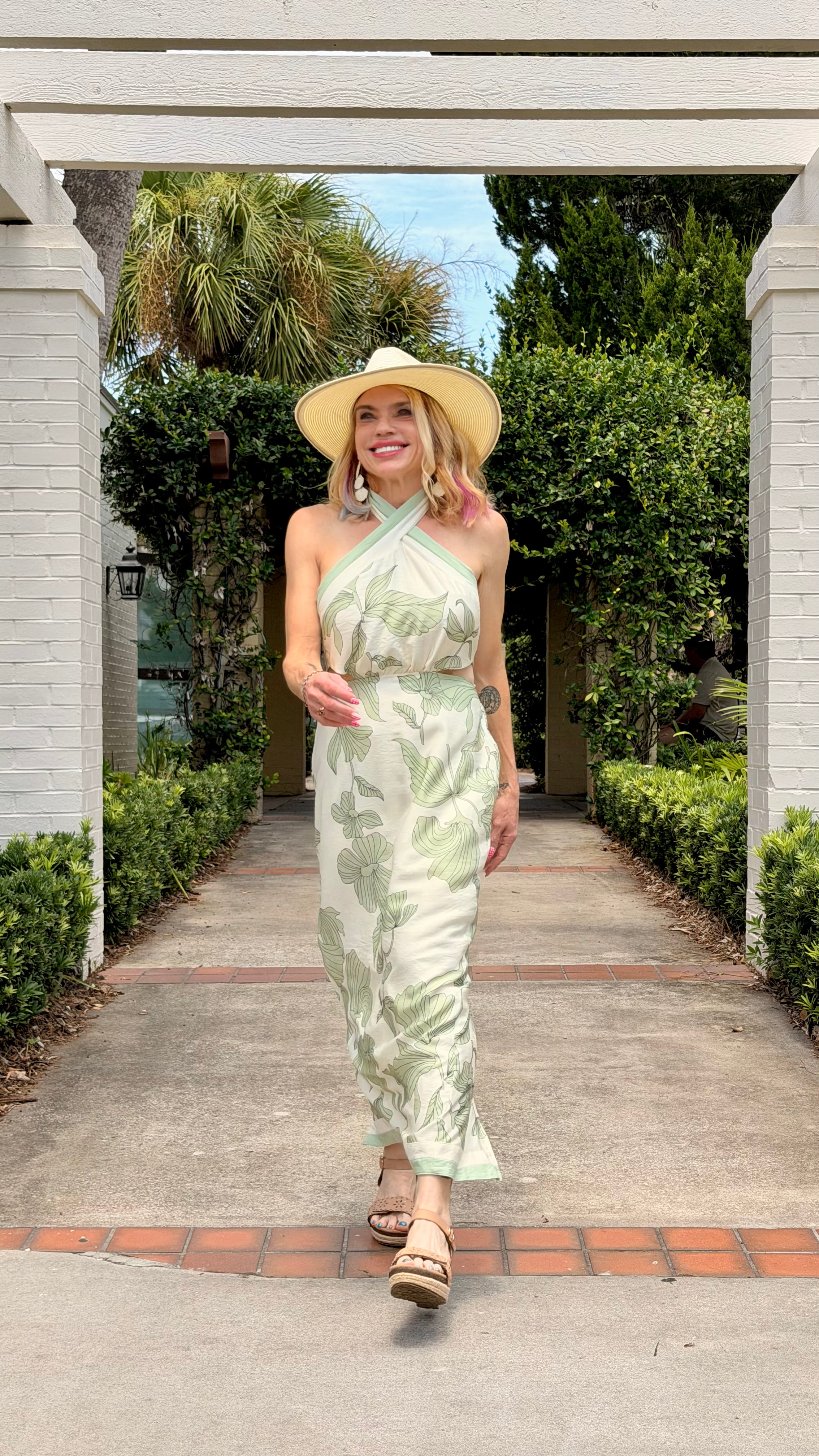 Paradise Found Midi Dress 🏝