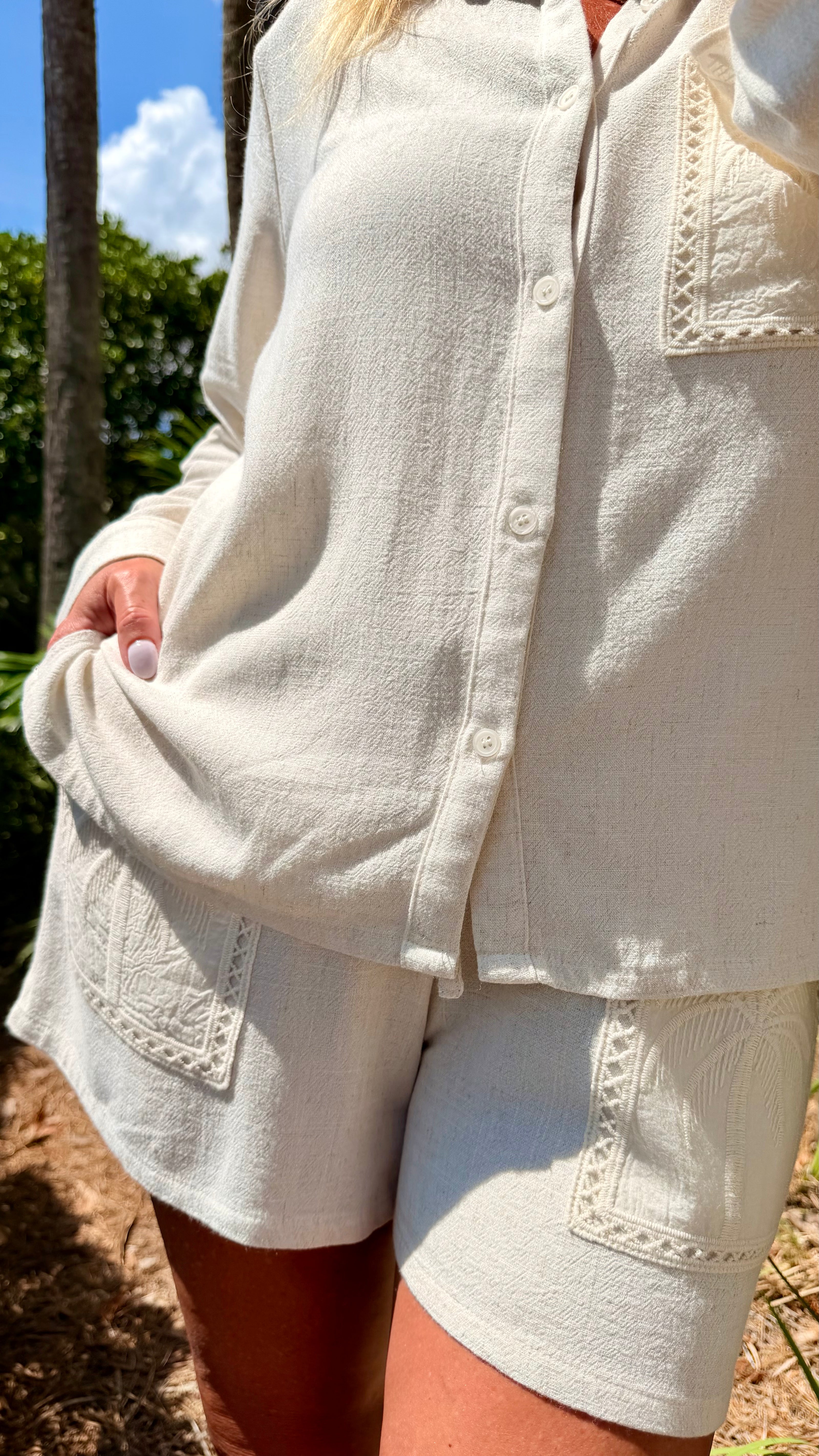 Linen Getaway Shirt 🌾
