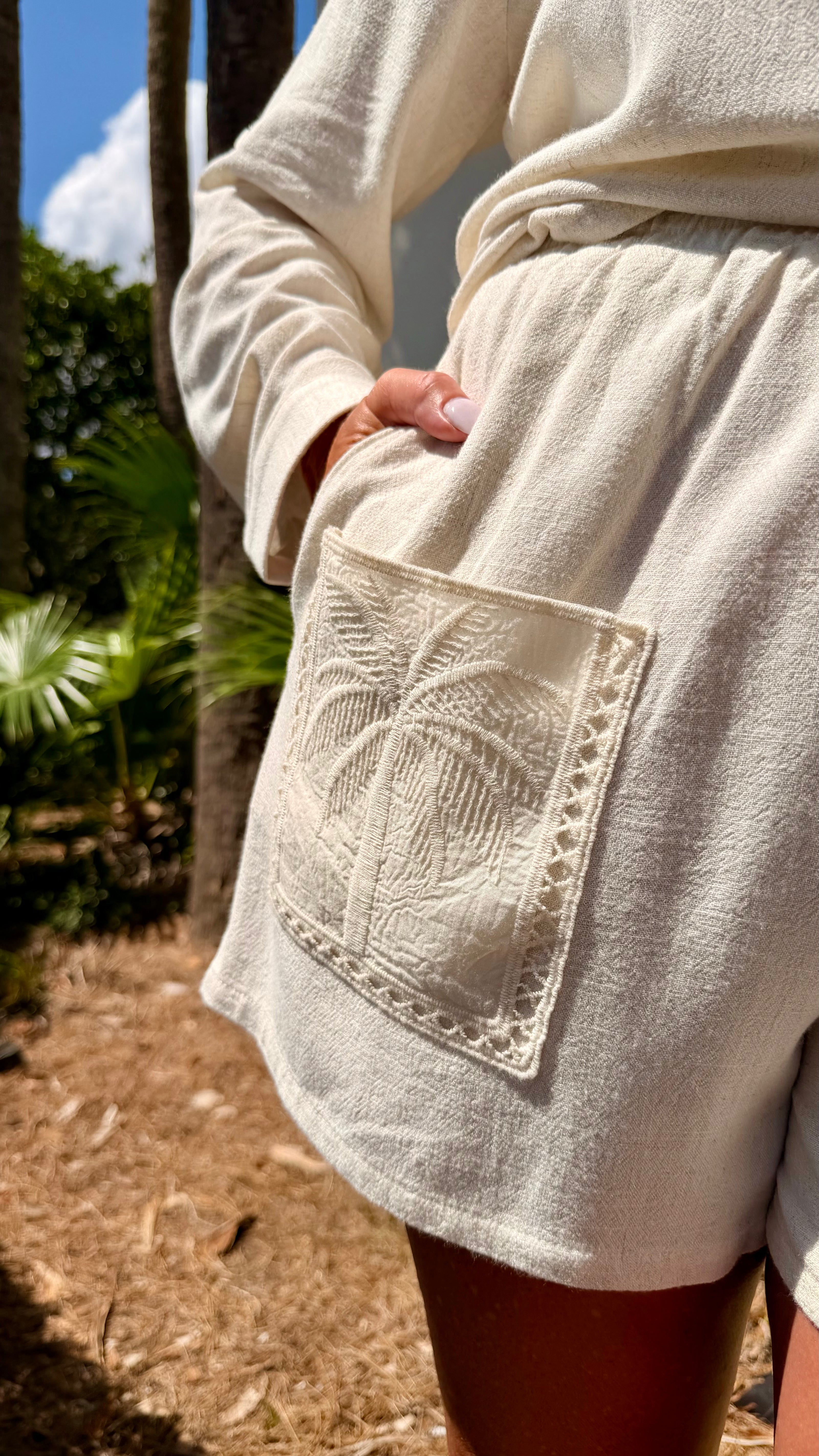 Linen Getaway Shorts 🌾